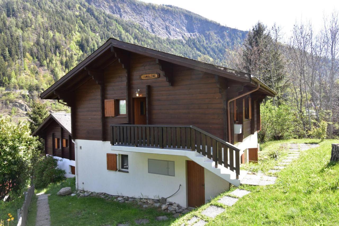 Ferienwohnung Chalet Tamalone, Moerel Bagian luar foto